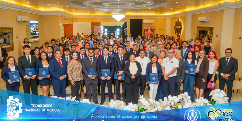 CEREMONIA DE ENTREGA DE TÍTULOS DE LA GENERACIÓN 2021 – 2025